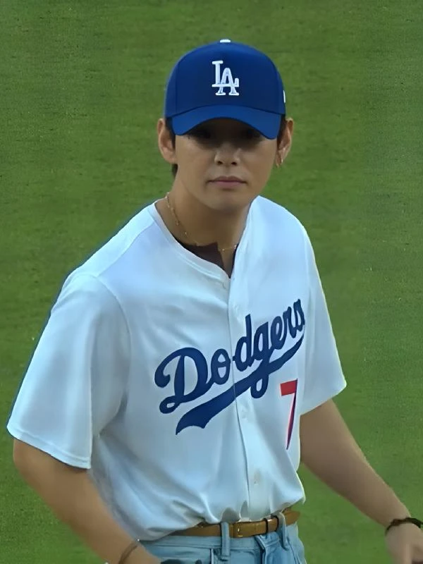 BTS The Return Kim Taehyung Short Sleeves Dodgers White Jersey